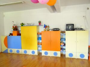 Шкаф Влакче Шкаф Влакче