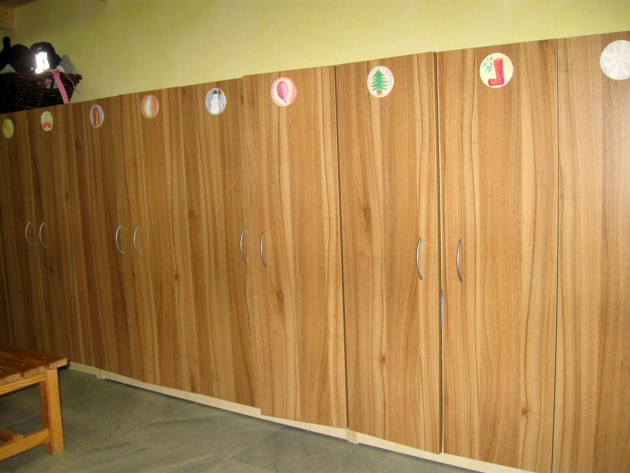 Четирикрилни гардеробчета за детски градини - Image 9