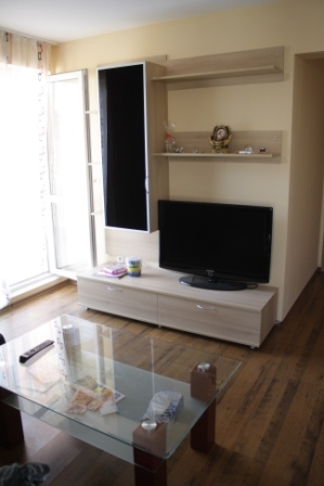 Тв шкаф Кафе със сметана