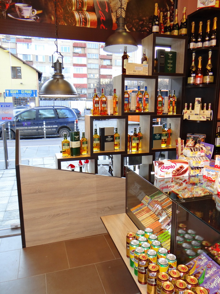 Обзавеждане на магазин за алкохол и цигари - Image 2
