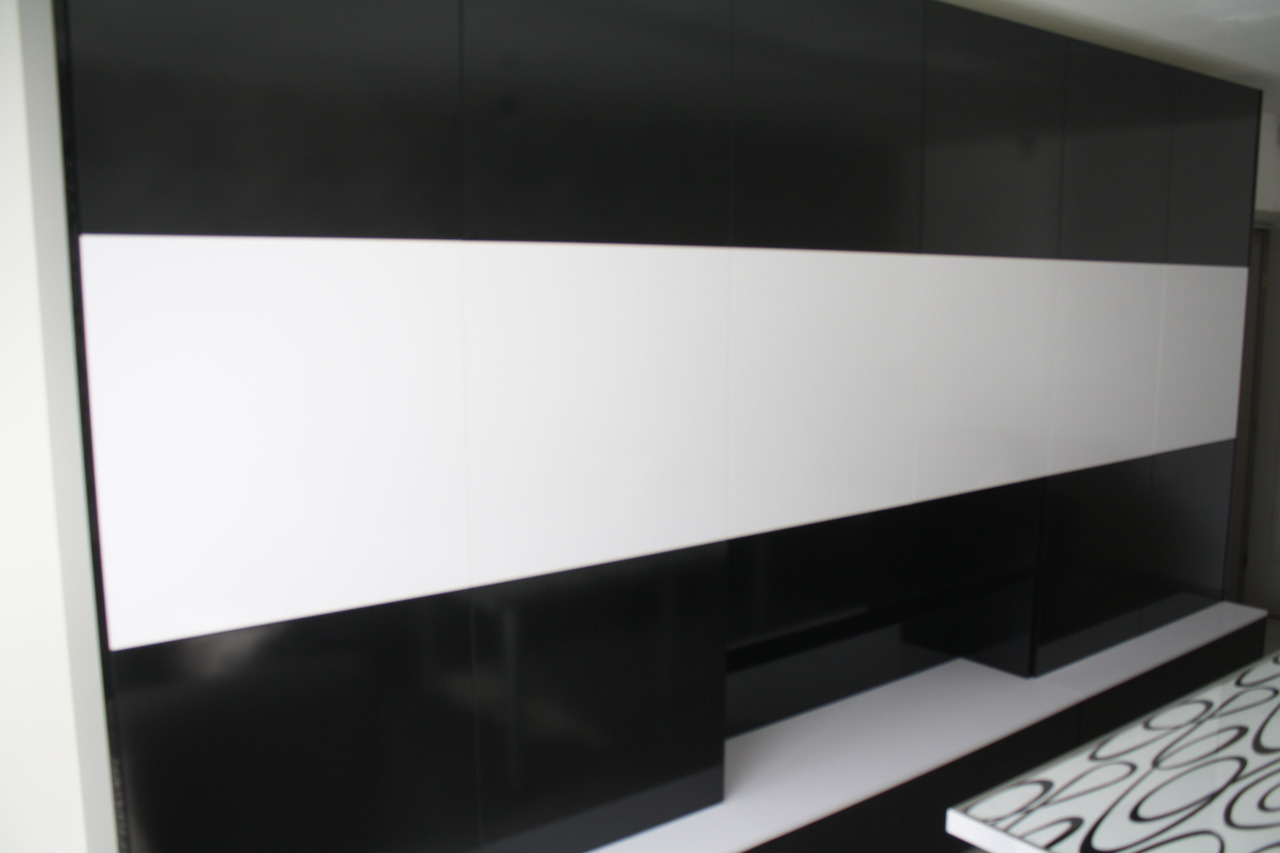 Тв секция Черно и бяло - Image 4