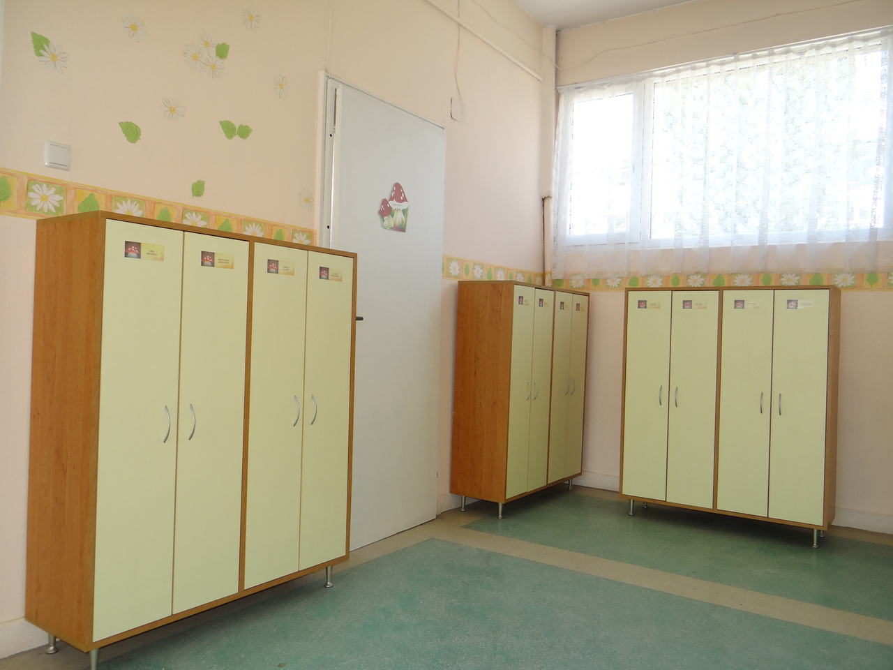 Двукрилни шкафчета на метални крака - Image 3