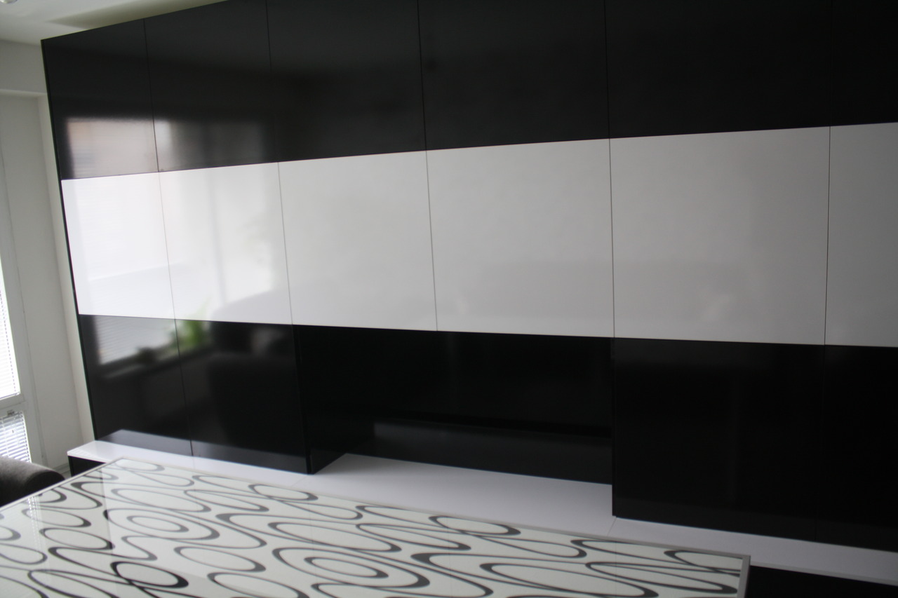 Тв секция Черно и бяло - Image 3