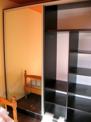 Градероб Огледален свят Градероб Огледален свят