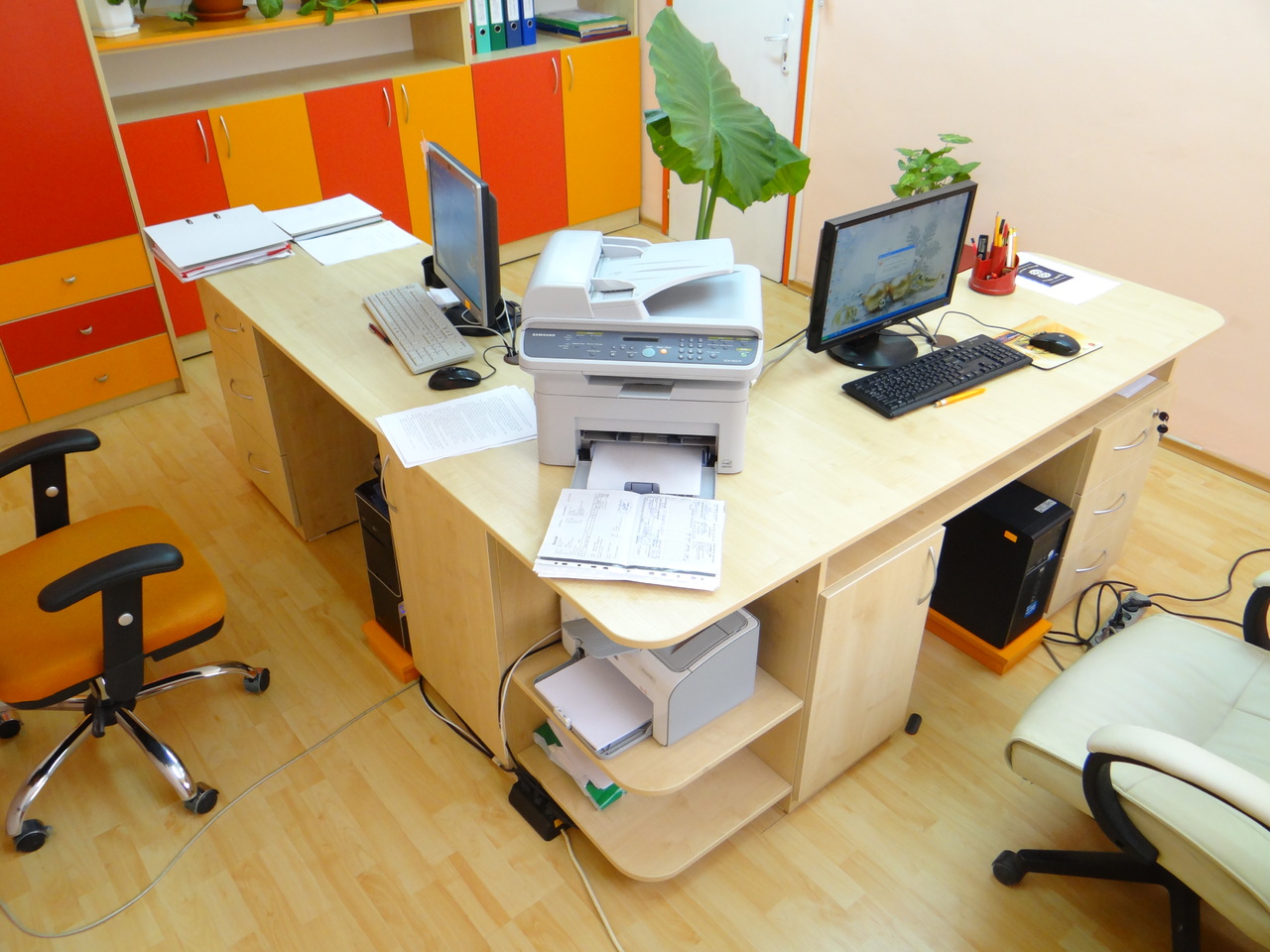 Обзавеждане за администрация Лютиче - Image 2