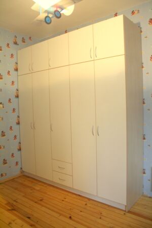 Гардероб Класическа елегантност Гардероб Класическа елегантност