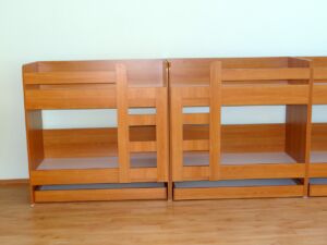 Детско триетажно легло