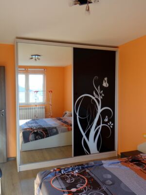 Гардероб Пеперуди Гардероб Пеперуди