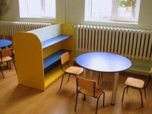 Шкаф за занималня Теменужки