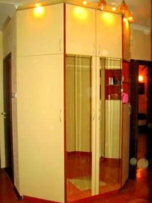 Два нестандартни гардероба Ванилова елегантност