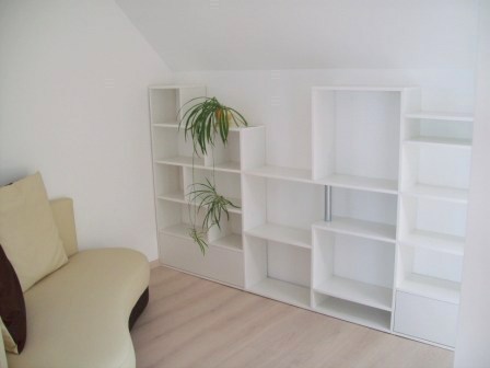 Секция за книги с малък тв шкаф Сметана - Image 2