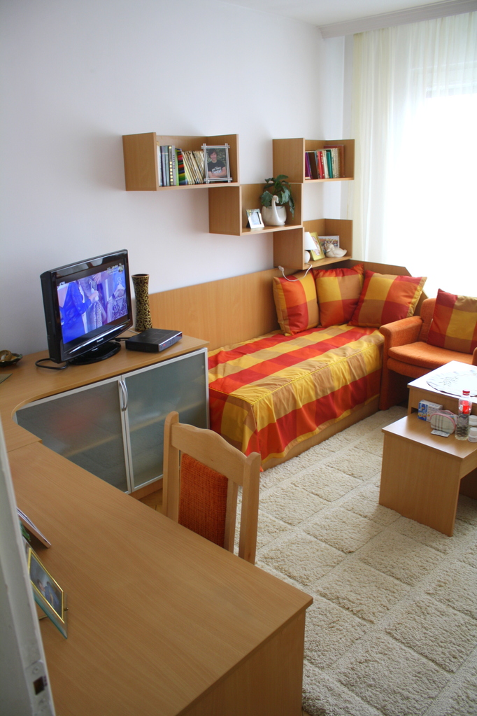 Цялостно обзавеждане за детско - юношеска стая - Image 9