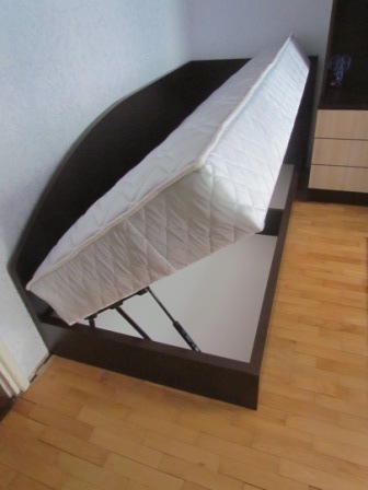 Ъглово легло с повдигащ механизъм - Image 3